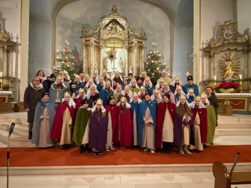 Sternsinger Schapen beim Gottesdienst zur Rückkehr am Sonntag 