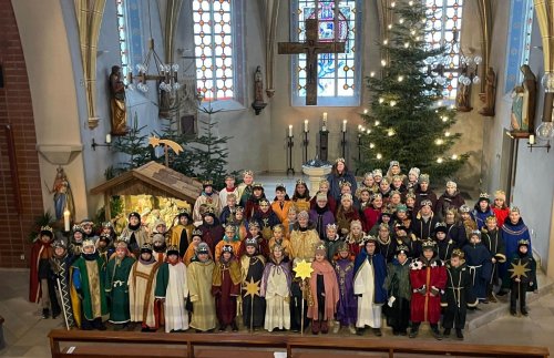 Sternsinger Lünne - in diesem Jahr mit einer riesigen Anzahl von über 80 Sternsingern